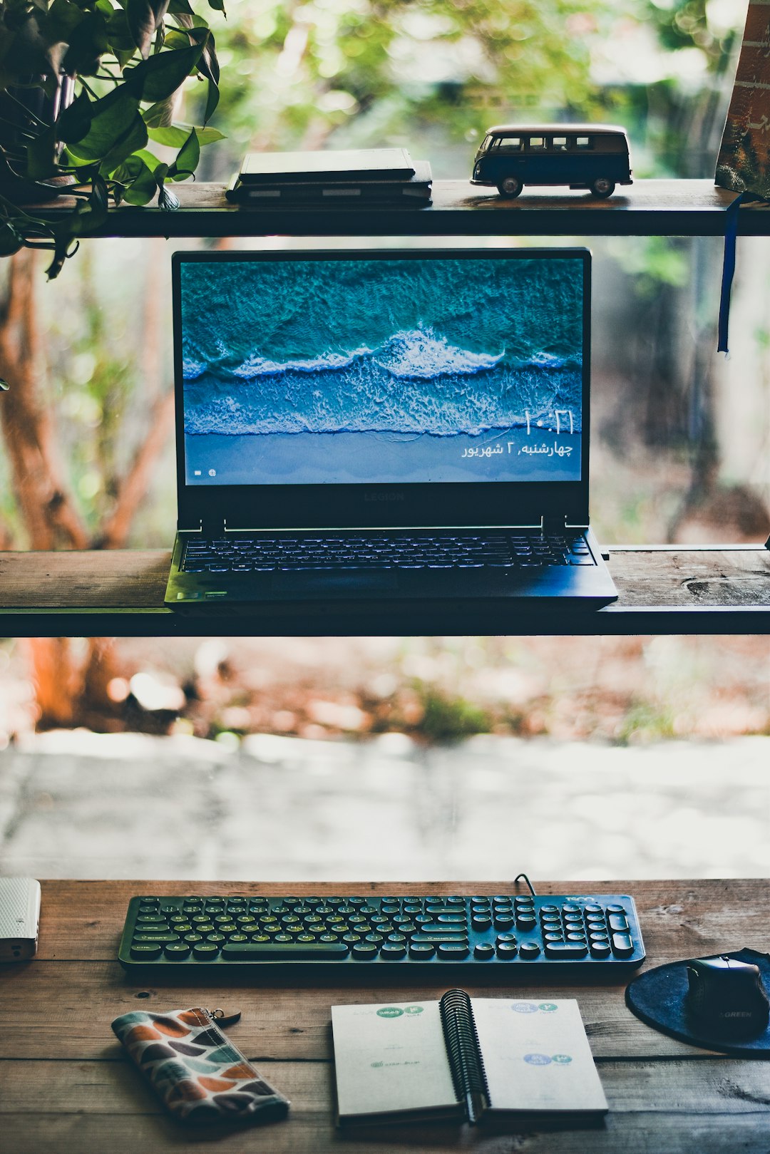 Okinawa café workspace